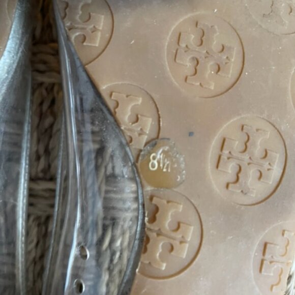 Tory Burch Audrey Lucite Ballet flats in silver leather & clear plastic - Picture 10 of 11